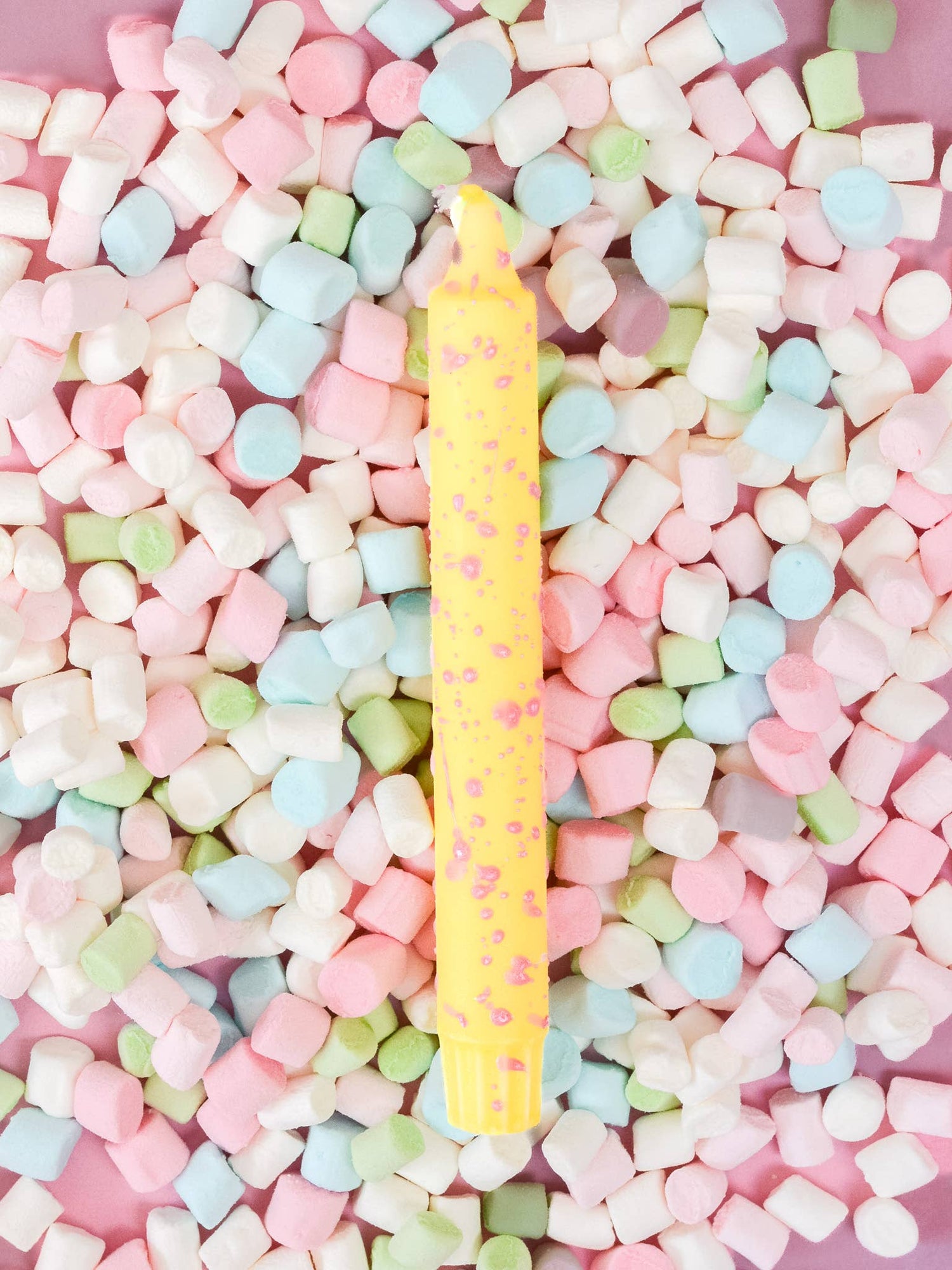 Kaars - Frambozenboter Confetti